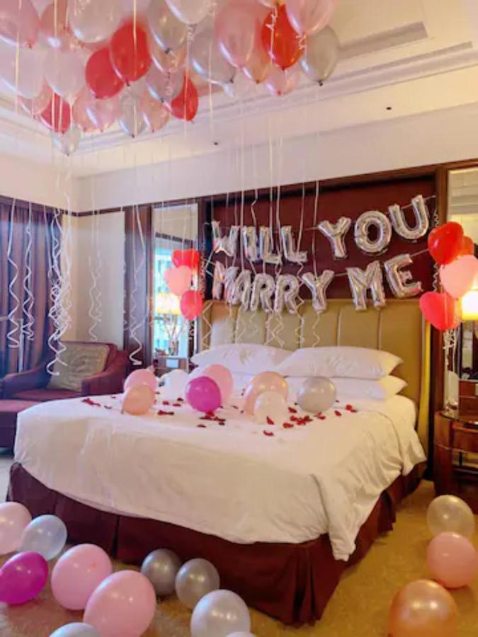 Deluxe Seaview Twin Bed By The Only * Tanjung Tokong