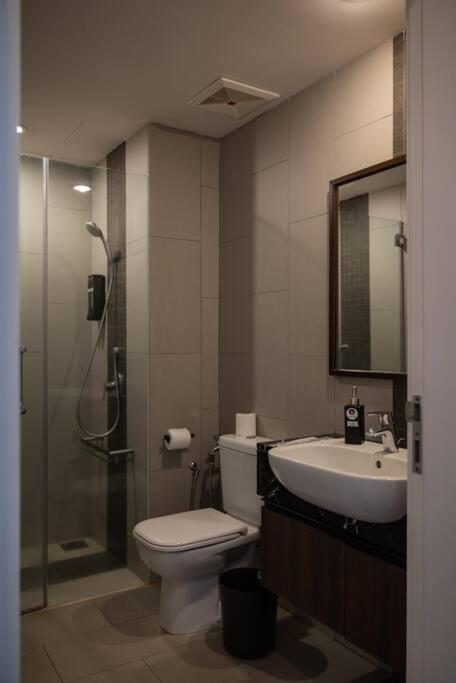 Deluxe Seaview Twin Bed By The Only Apartment *