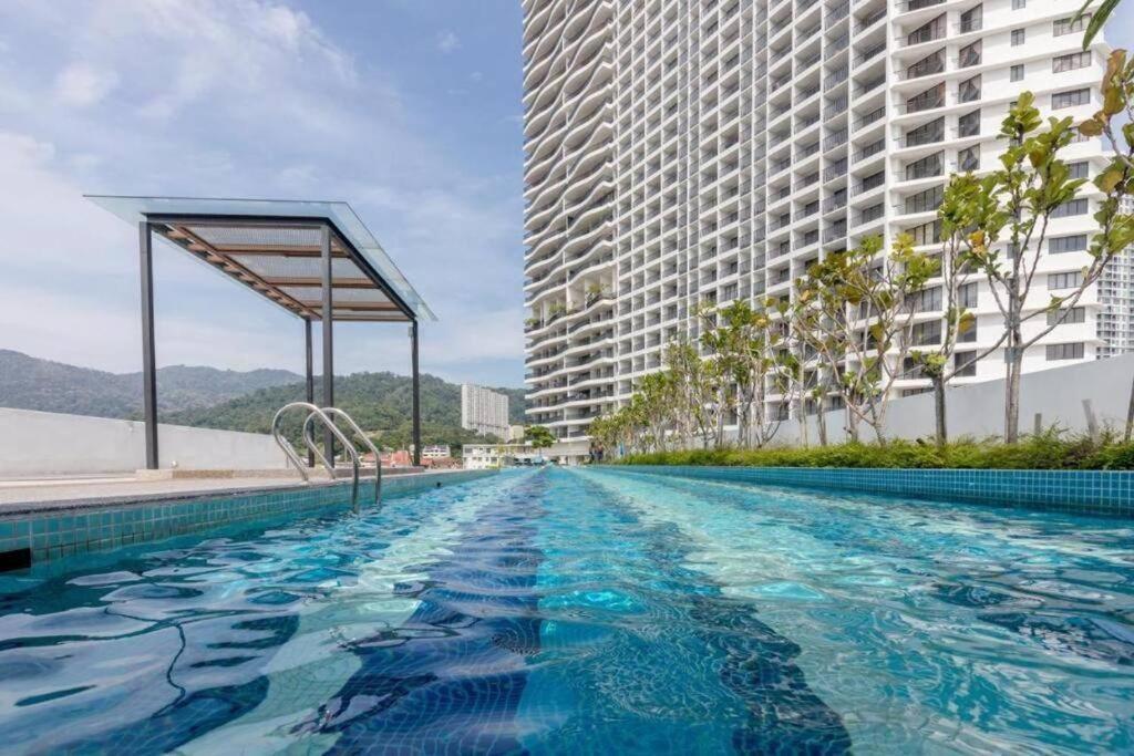Deluxe Seaview Twin Bed By The Only * Tanjung Tokong
