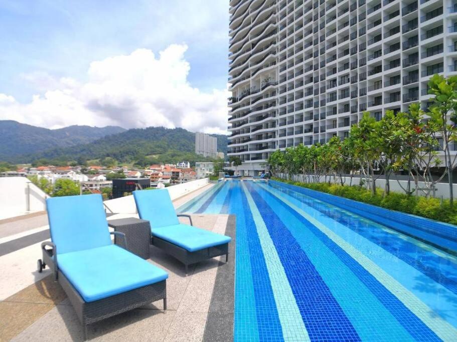 Apartment Deluxe Seaview Twin Bed By The Only Tanjung Tokong